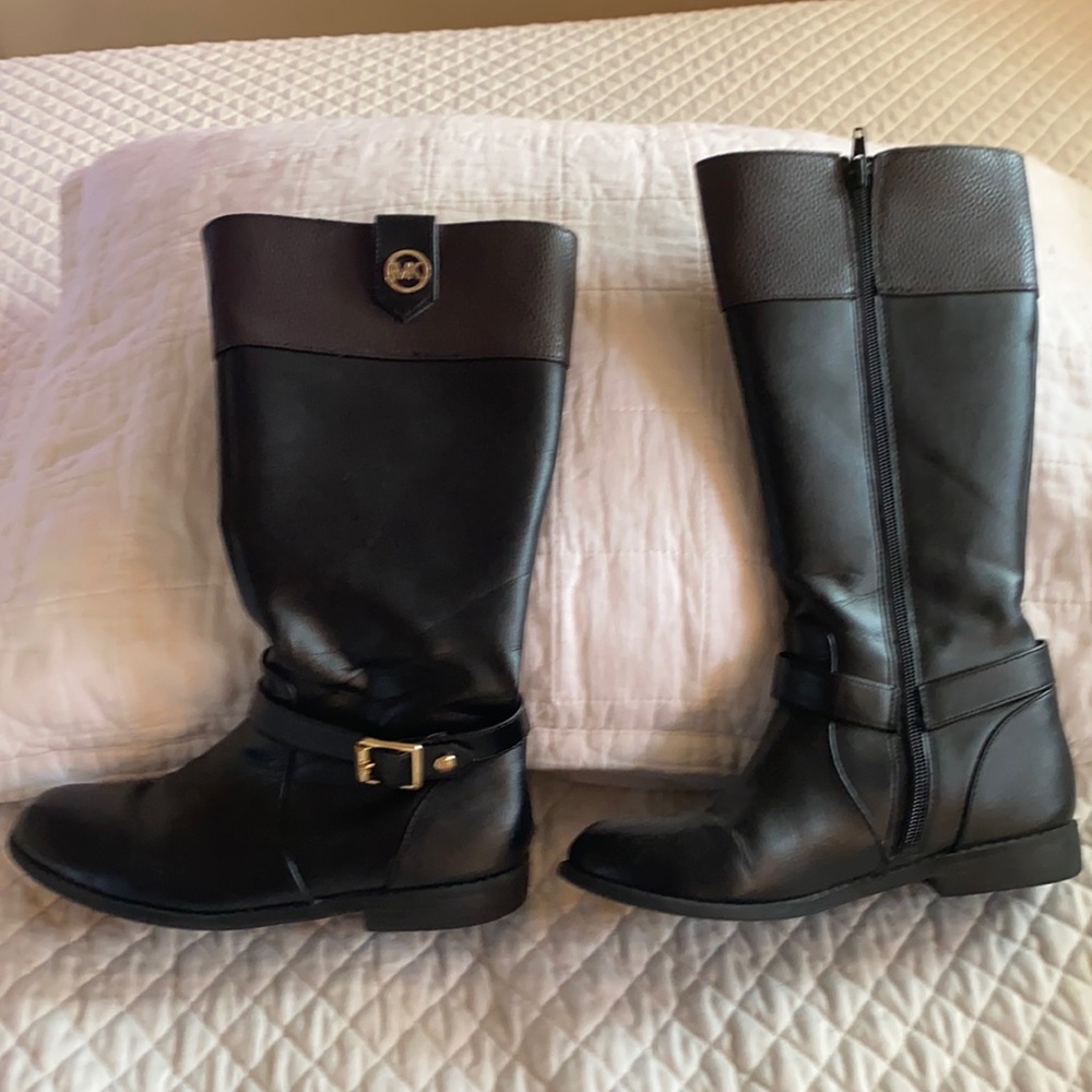 Girls boots